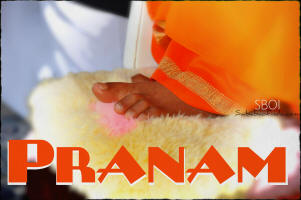 Pranam-sri-sathya-sai-baba-lotus-feet