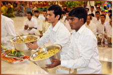 Global Akhanda Bhajan