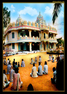 Ashram-Prasanthi-Nilayam-Guru-Bhagawan-Sathya-Sai-Baba-Shirdi-Puttaparthi