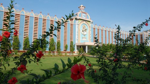 The Puttaparthi Campus of the Sri Sathya Institute of Higher Learning 