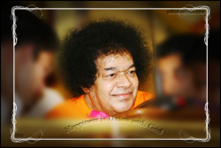 happy-bhagawan-sri-sathya-sai-baba