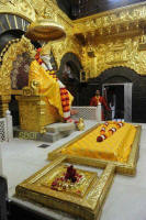 sri-sai-baba-darshan-smadhi-mandir-shirdi