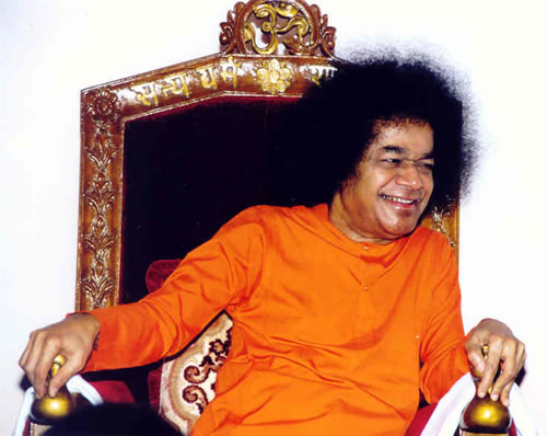 Down memory lane...Sri Sathya Sai Baba Experiences shared By Swami's Students