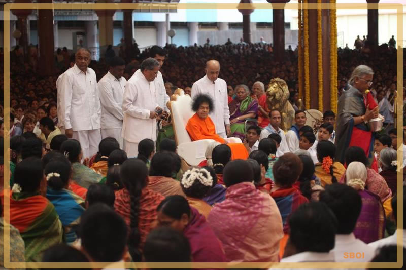 Varalakshmi Vratam in Prasanthi Nilayam-20 Aug 2010