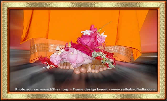 lotus-feet-sri-sathya-sai-baba